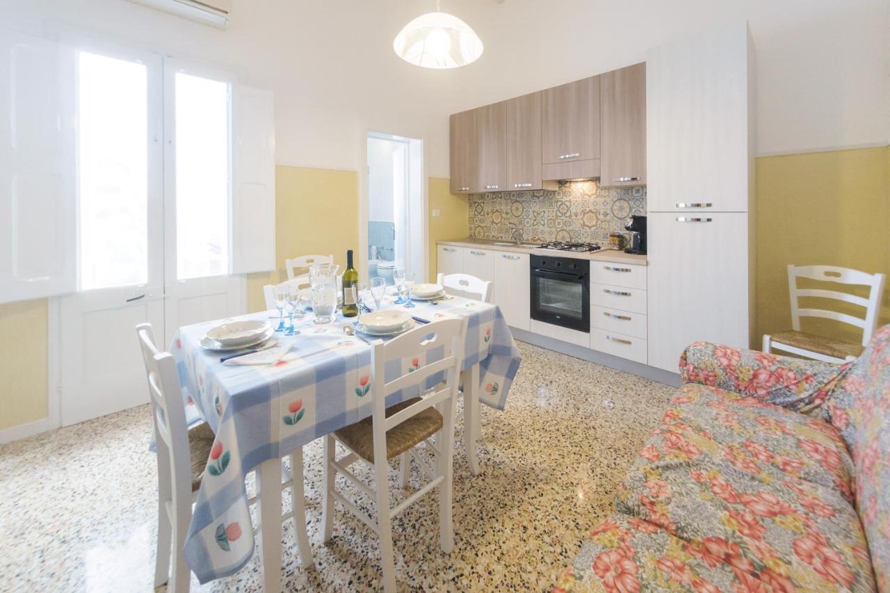 Casa Vacanze Penelope アレッサーノ エクステリア 写真